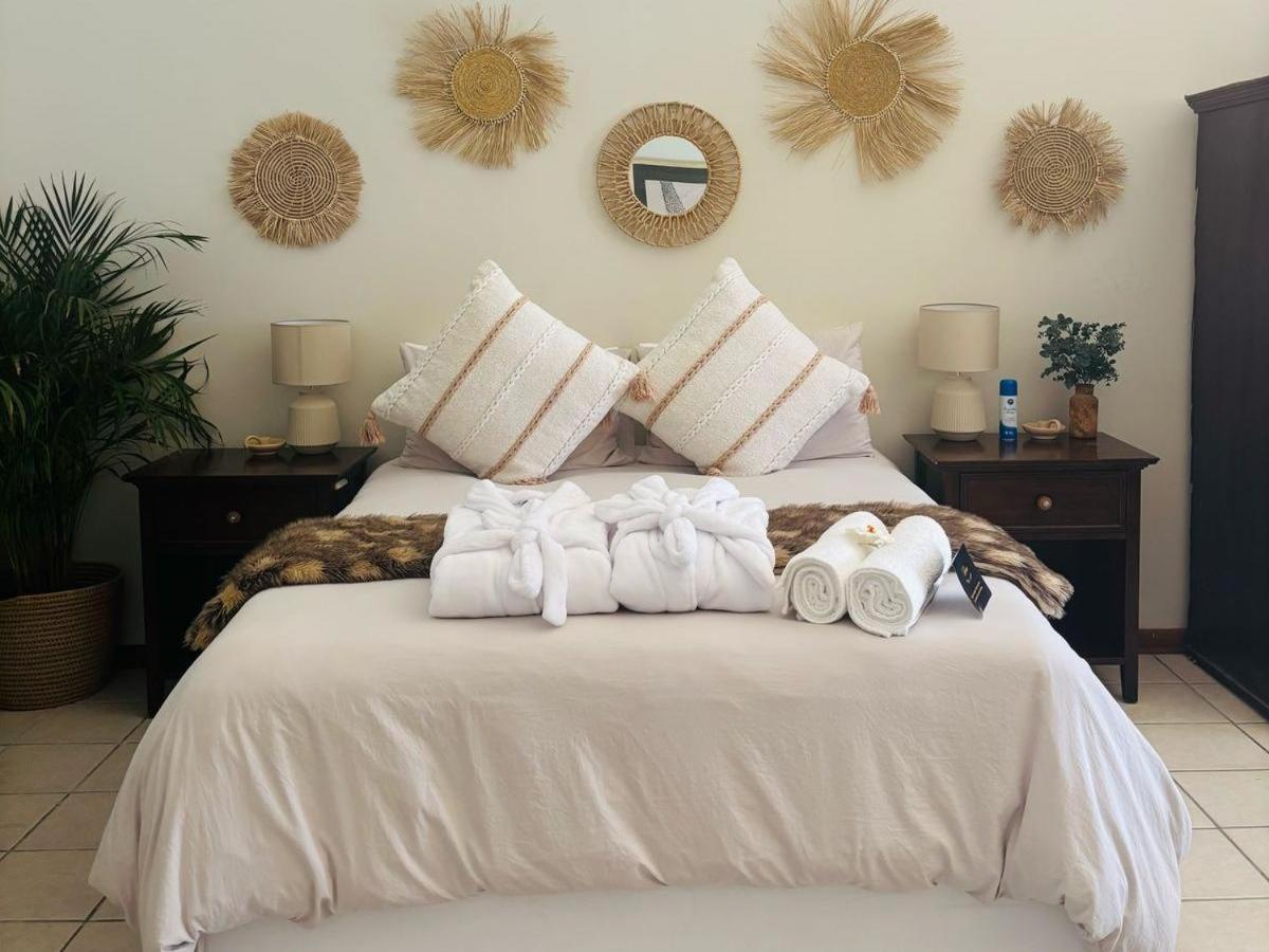 Bliss In The Bay Guesthouse Plettenberg Bay Pokoj fotografie